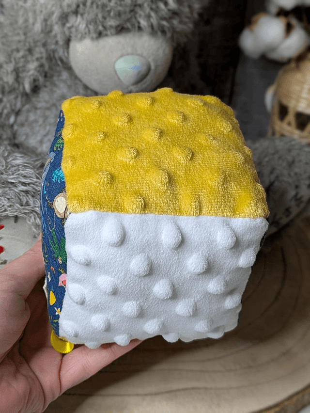 Cube éveil