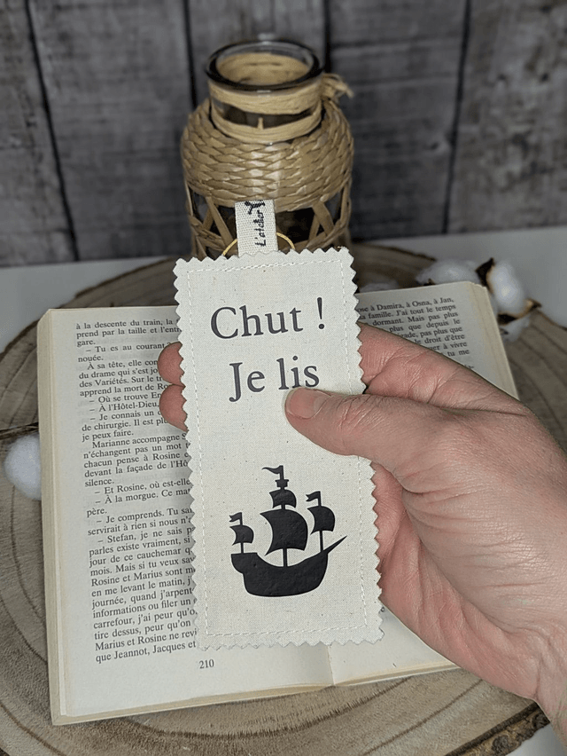 Marque-page en tissu
