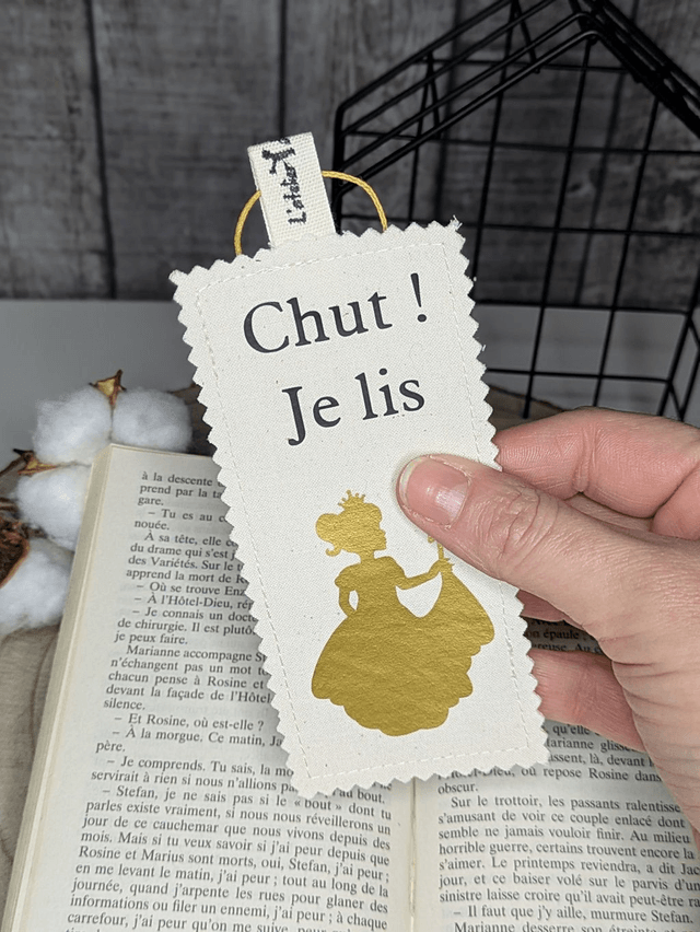 Marque-page en tissu