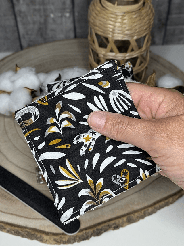 Lingettes lavables spéciales vernis à ongles