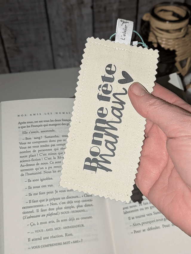 Marque-page en tissu